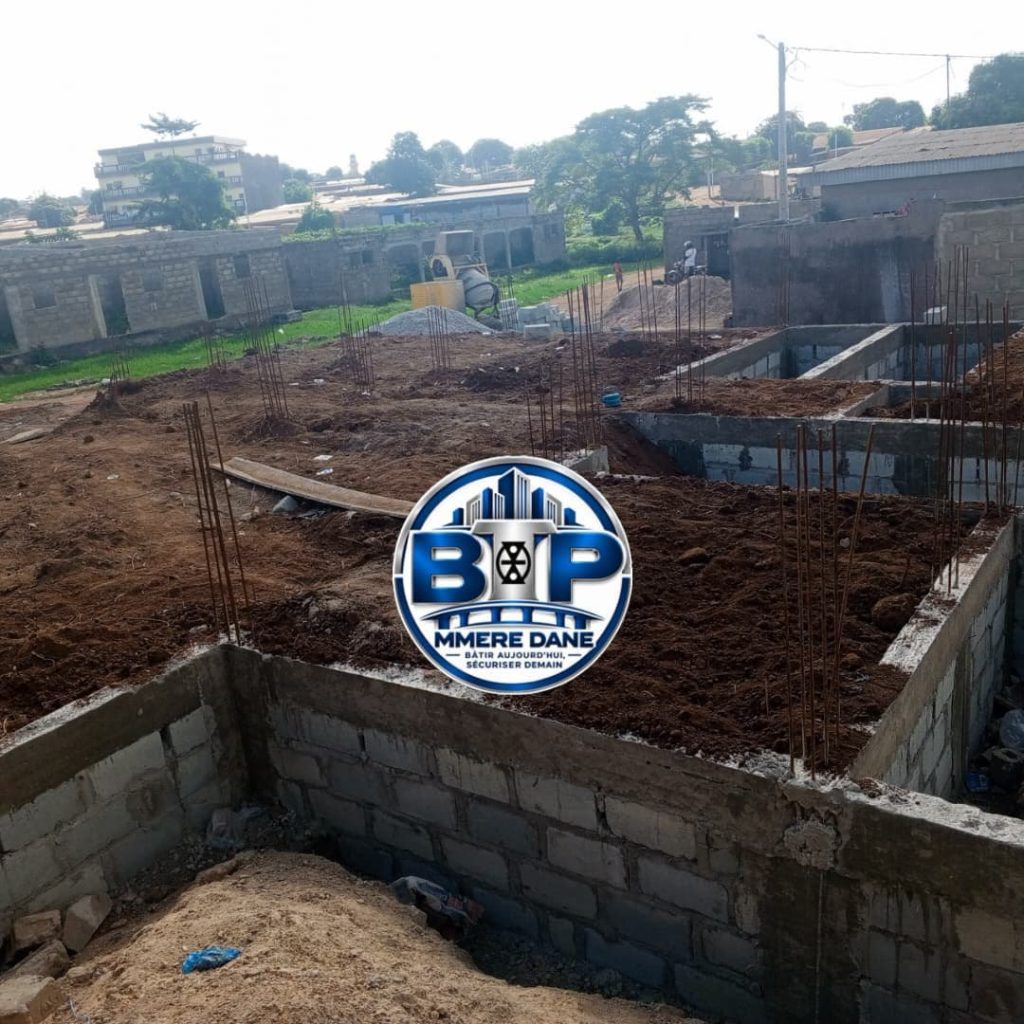 Chantier : fondations et coffrages